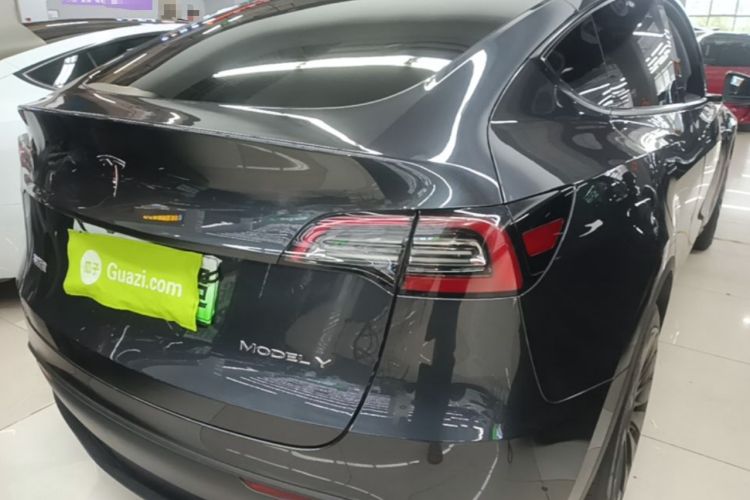 Used Tesla Model Y 2024 Rear-Wheel-Drive Version Rear Right 45 Deg