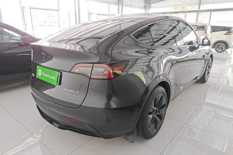 Used Tesla Model Y 2024 Rear-Wheel-Drive Version Rear Right 45 Deg