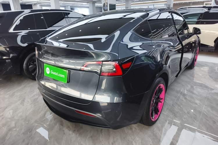 Used Tesla Model Y 2024 Rear-Wheel-Drive Version Rear Right 45 Deg