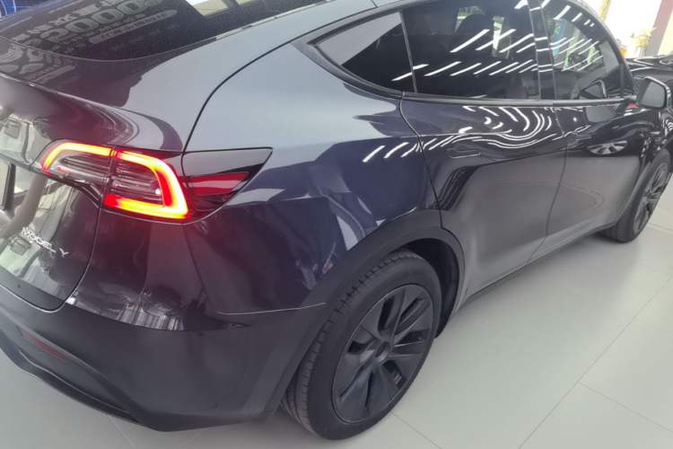 Used Tesla Model Y 2024 Rear-Wheel-Drive Version Rear Right 45 Deg