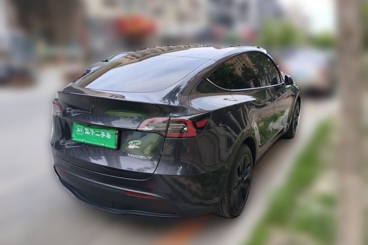 Used Tesla Model Y 2024 Rear-Wheel-Drive Version Rear Right 45 Deg