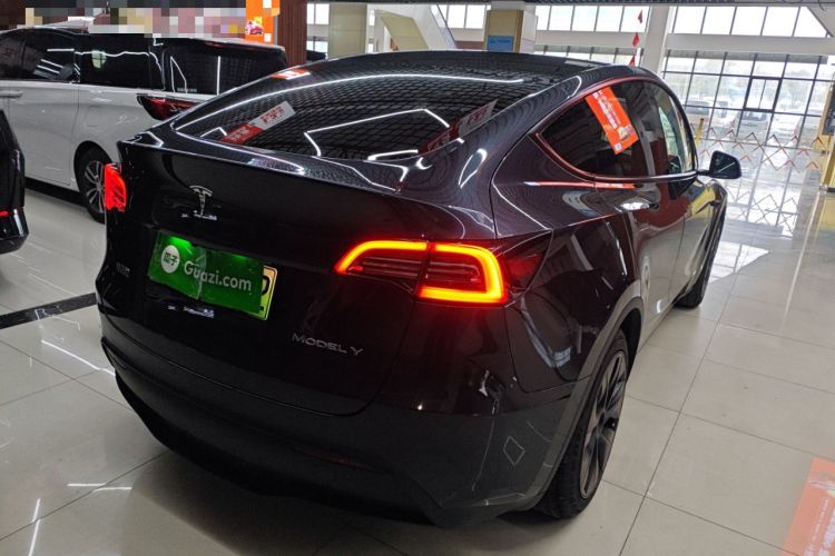 Used Tesla Model Y 2024 Rear-Wheel-Drive Version Rear Right 45 Deg