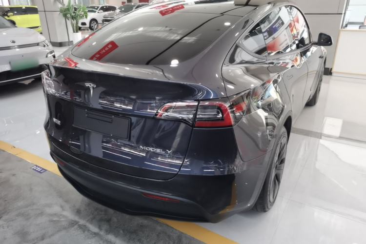 Used Tesla Model Y 2024 Rear-Wheel-Drive Version Rear Right 45 Deg