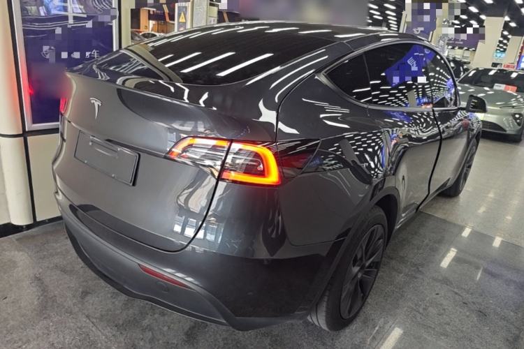 Used Tesla Model Y 2024 Rear-Wheel-Drive Version Rear Right 45 Deg