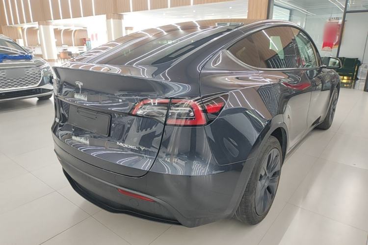 Used Tesla Model Y 2024 Rear-Wheel-Drive Version Rear Right 45 Deg