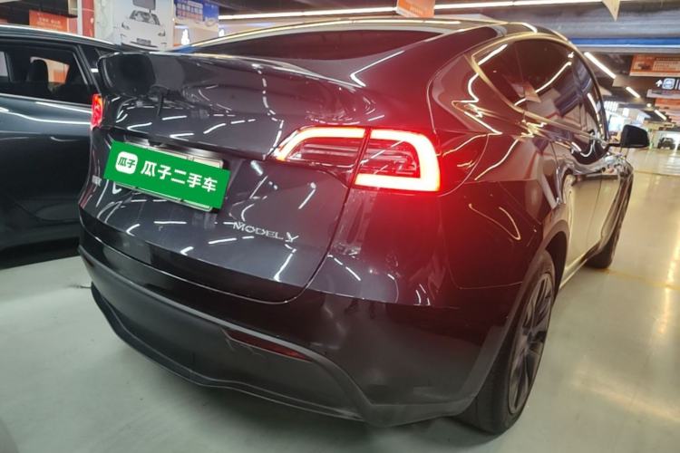 Used Tesla Model Y 2024 Rear-Wheel-Drive Version Rear Right 45 Deg