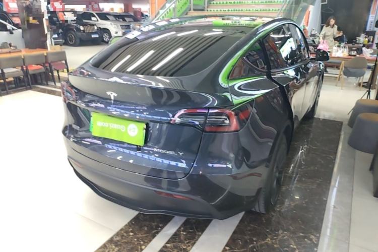 Used Tesla Model Y 2024 Rear-Wheel-Drive Version Rear Right 45 Deg