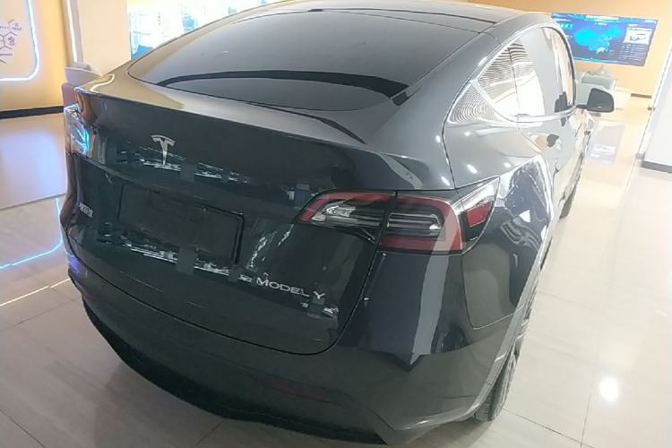Used Tesla Model Y 2024 Rear-Wheel-Drive Version Rear Right 45 Deg