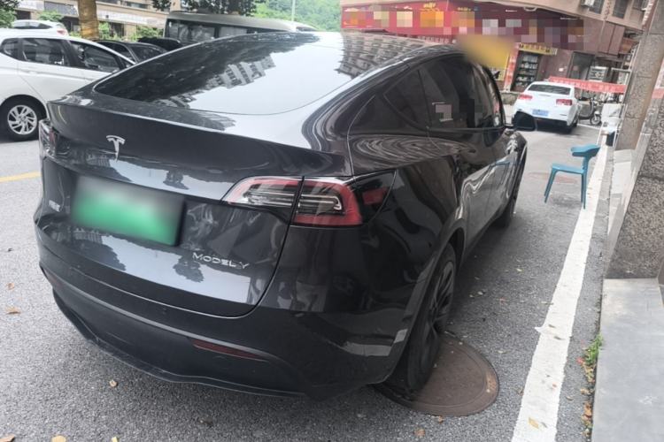 Used Tesla Model Y 2024 Rear-Wheel-Drive Version Rear Right 45 Deg