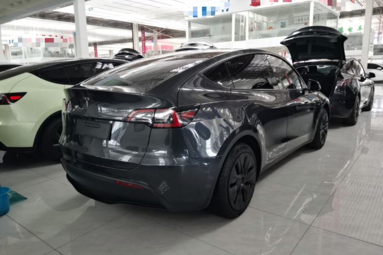 Used Tesla Model Y 2024 Rear-Wheel-Drive Version Rear Right 45 Deg
