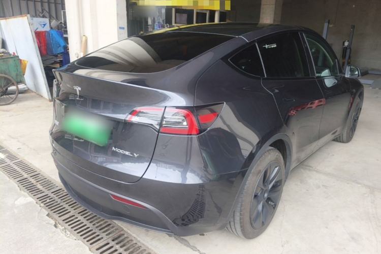 Used Tesla Model Y 2024 Rear-Wheel-Drive Version Rear Right 45 Deg