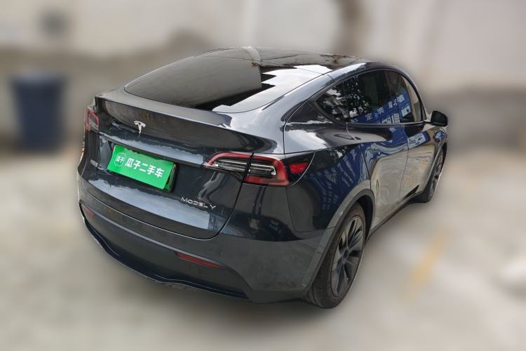 Used Tesla Model Y 2024 Rear-Wheel-Drive Version Rear Right 45 Deg