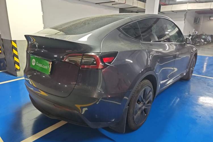Used Tesla Model Y 2024 Rear-Wheel-Drive Version Rear Right 45 Deg