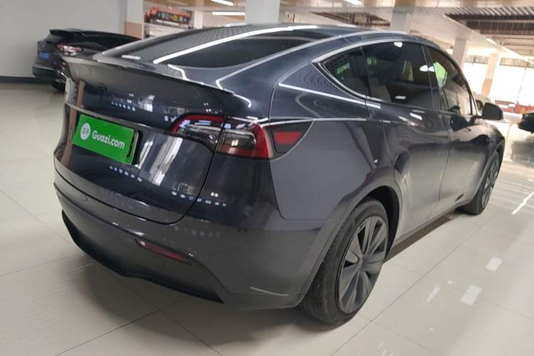 Used Tesla Model Y 2024 Rear-Wheel-Drive Version Rear Right 45 Deg