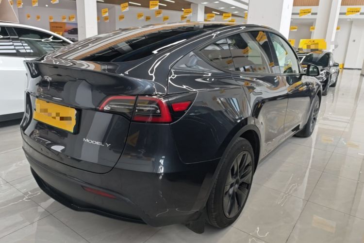 Used Tesla Model Y 2024 Rear-Wheel-Drive Version Rear Right 45 Deg