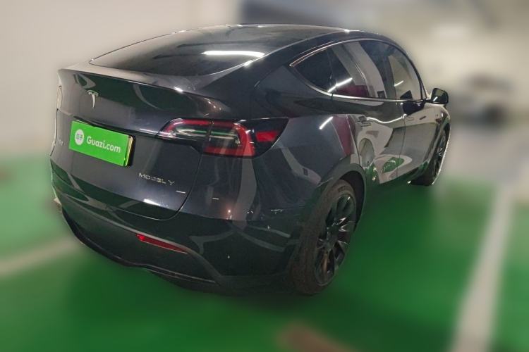 Used Tesla Model Y 2024 Rear-Wheel-Drive Version Rear Right 45 Deg