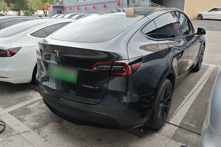 Used Tesla Model Y 2024 Long-Range All-Wheel-Drive Version Rear Right 45 Deg