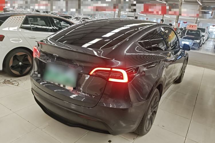 Used Tesla Model Y 2024 Rear-Wheel-Drive Version Rear Right 45 Deg