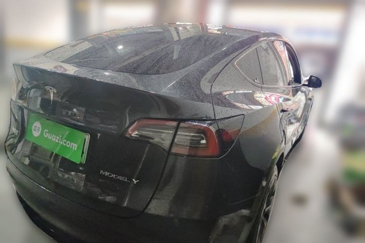 Used Tesla Model Y 2024 Rear-Wheel-Drive Version Rear Right 45 Deg