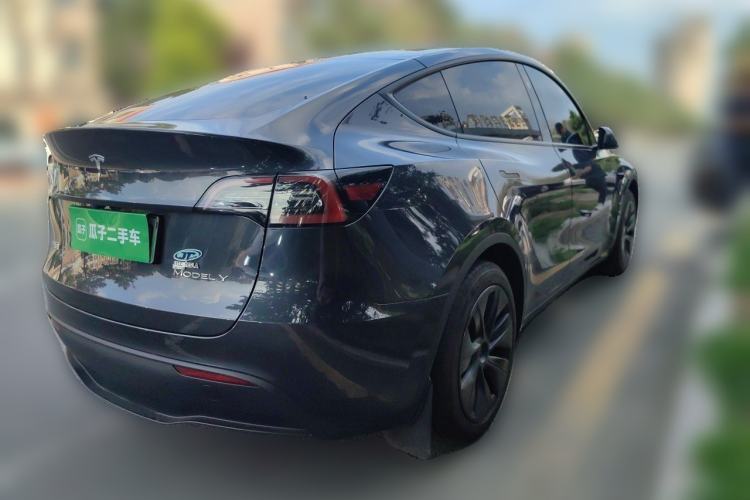 Used Tesla Model Y 2024 Rear-Wheel-Drive Version Rear Right 45 Deg