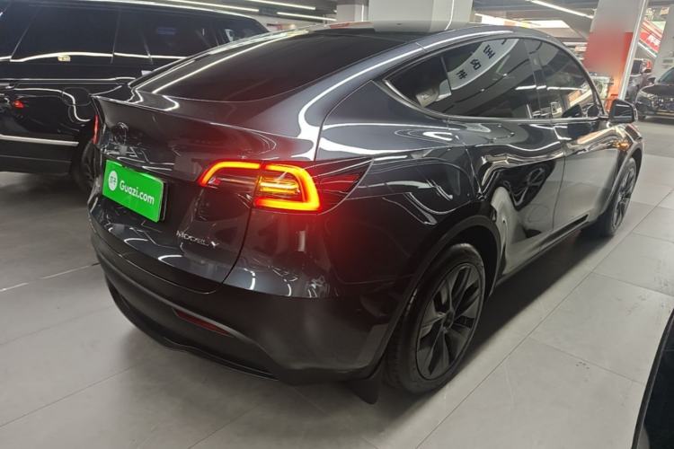 Used Tesla Model Y 2024 Rear-Wheel-Drive Version Rear Right 45 Deg