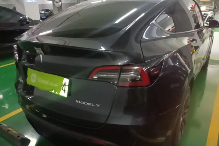 Used Tesla Model Y 2024 Rear-Wheel-Drive Version Rear Right 45 Deg
