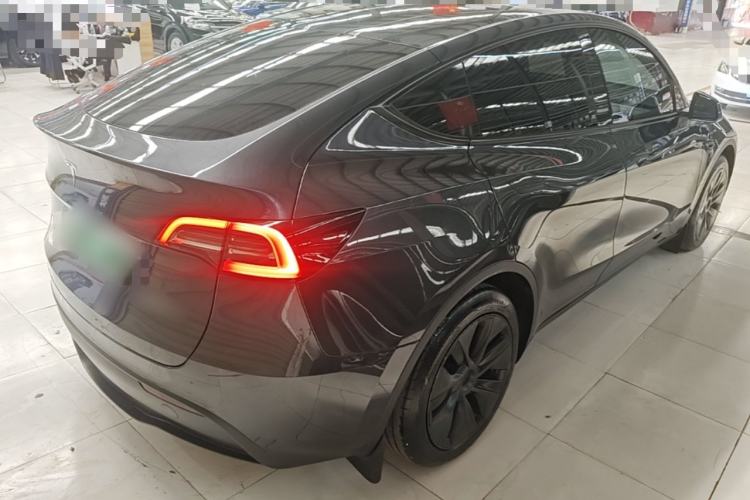 Used Tesla Model Y 2024 Rear-Wheel-Drive Version Rear Right 45 Deg