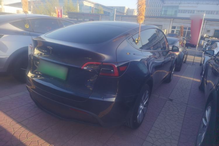 Used Tesla Model Y 2024 Rear-Wheel-Drive Version Rear Right 45 Deg