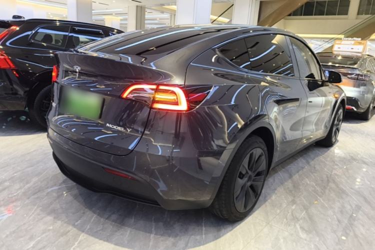 Used Tesla Model Y 2024 Rear-Wheel-Drive Version Rear Right 45 Deg