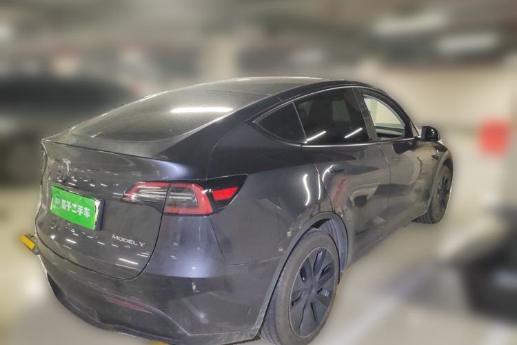 Used Tesla Model Y 2024 Rear-Wheel-Drive Version Rear Right 45 Deg