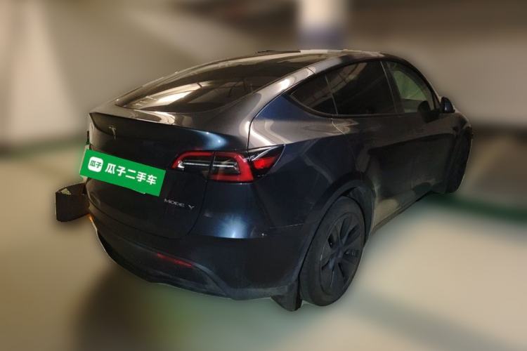 Used Tesla Model Y 2024 Long-Range All-Wheel-Drive Version Rear Right 45 Deg
