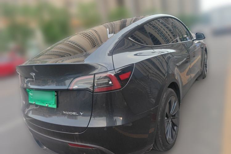 Used Tesla Model Y 2024 Rear-Wheel-Drive Version Rear Right 45 Deg
