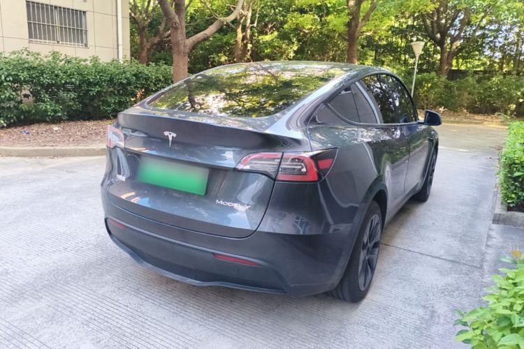 Used Tesla Model Y 2024 Rear-Wheel-Drive Version Rear Right 45 Deg