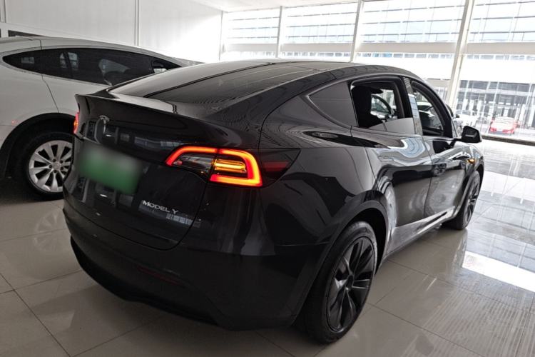 Used Tesla Model Y 2024 Rear-Wheel-Drive Version Rear Right 45 Deg