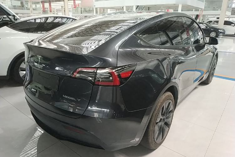 Used Tesla Model Y 2024 Rear-Wheel-Drive Version Rear Right 45 Deg