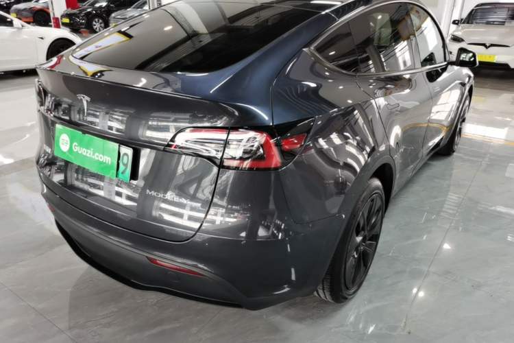 Used Tesla Model Y 2024 Long-Range All-Wheel-Drive Version Rear Right 45 Deg