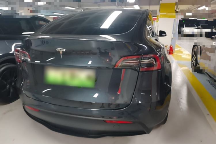 Used Tesla Model Y 2024 Long-Range All-Wheel-Drive Version Rear Right 45 Deg