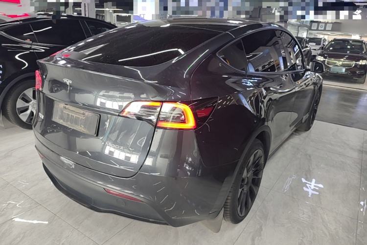 Used Tesla Model Y 2024 Rear-Wheel-Drive Version Rear Right 45 Deg