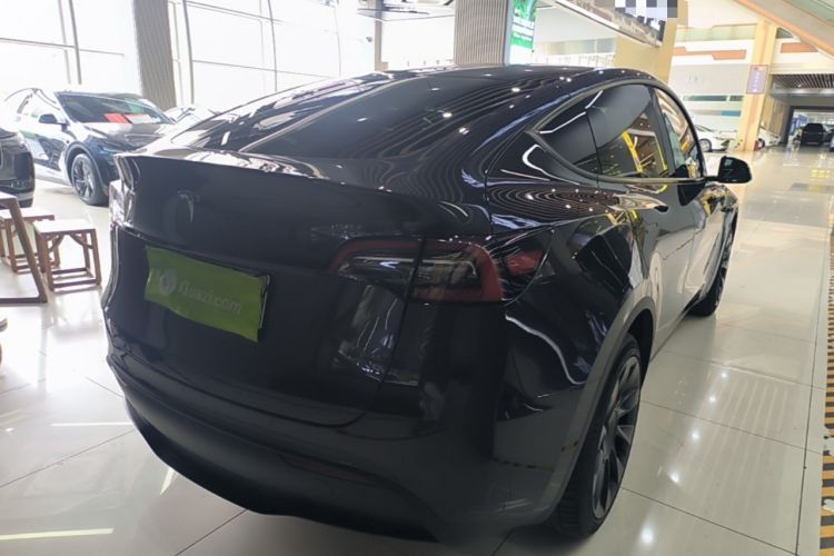 Used Tesla Model Y 2024 Long-Range All-Wheel-Drive Version Rear Right 45 Deg
