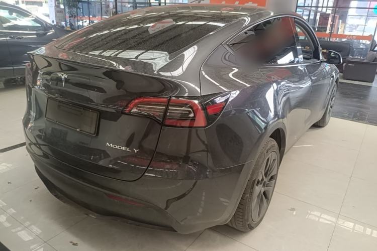 Used Tesla Model Y 2024 Long-Range All-Wheel-Drive Version Rear Right 45 Deg