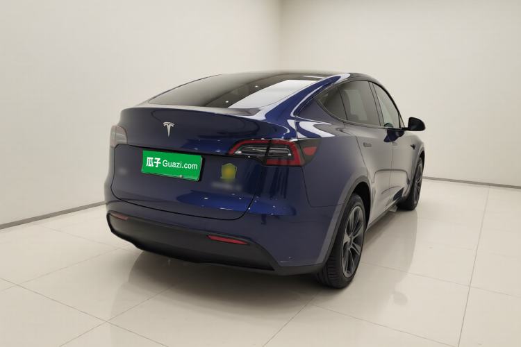 Used Tesla Model Y 2024 Long-Range All-Wheel-Drive Version Rear Right 45 Deg