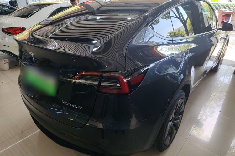 Used Tesla Model Y 2024 Rear-Wheel-Drive Version Rear Right 45 Deg