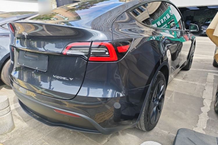 Used Tesla Model Y 2024 Rear-Wheel-Drive Version Rear Right 45 Deg