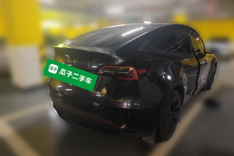 Used Tesla Model Y 2024 Long-Range All-Wheel-Drive Version Rear Right 45 Deg