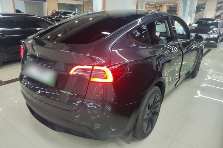Used Tesla Model Y 2024 Rear-Wheel-Drive Version Rear Right 45 Deg
