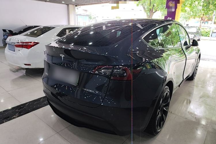 Used Tesla Model Y 2024 Rear-Wheel-Drive Version Rear Right 45 Deg