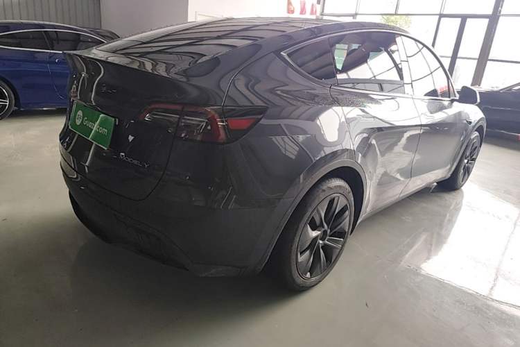 Used Tesla Model Y 2024 Rear-Wheel-Drive Version Rear Right 45 Deg