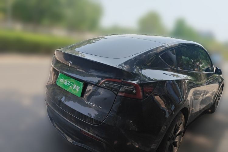 Used Tesla Model Y 2024 Rear-Wheel-Drive Version Rear Right 45 Deg