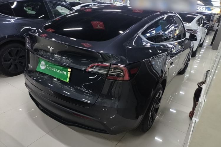 Used Tesla Model Y 2024 Rear-Wheel-Drive Version Rear Right 45 Deg