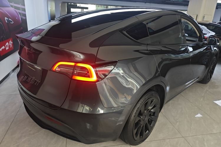 Used Tesla Model Y 2024 Long-Range All-Wheel-Drive Version Rear Right 45 Deg